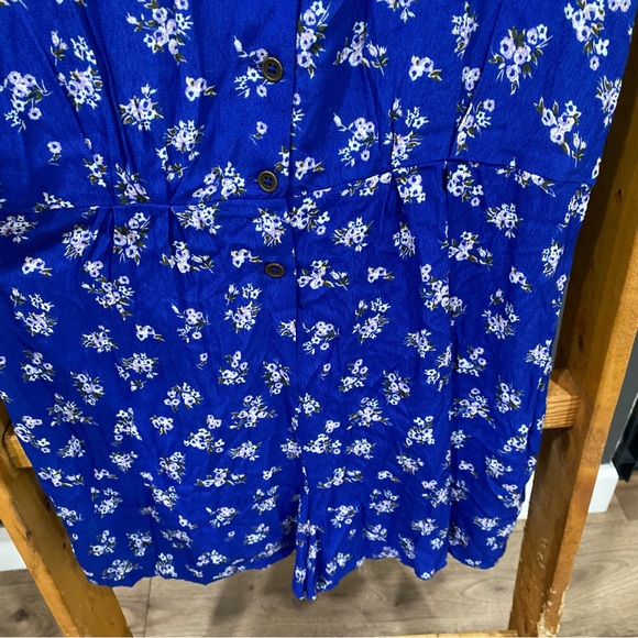 Wild Fable Blue Floral Romper - Picture 4 of 7